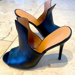 Black sexy leather mules